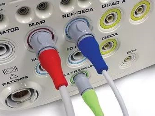 连接器